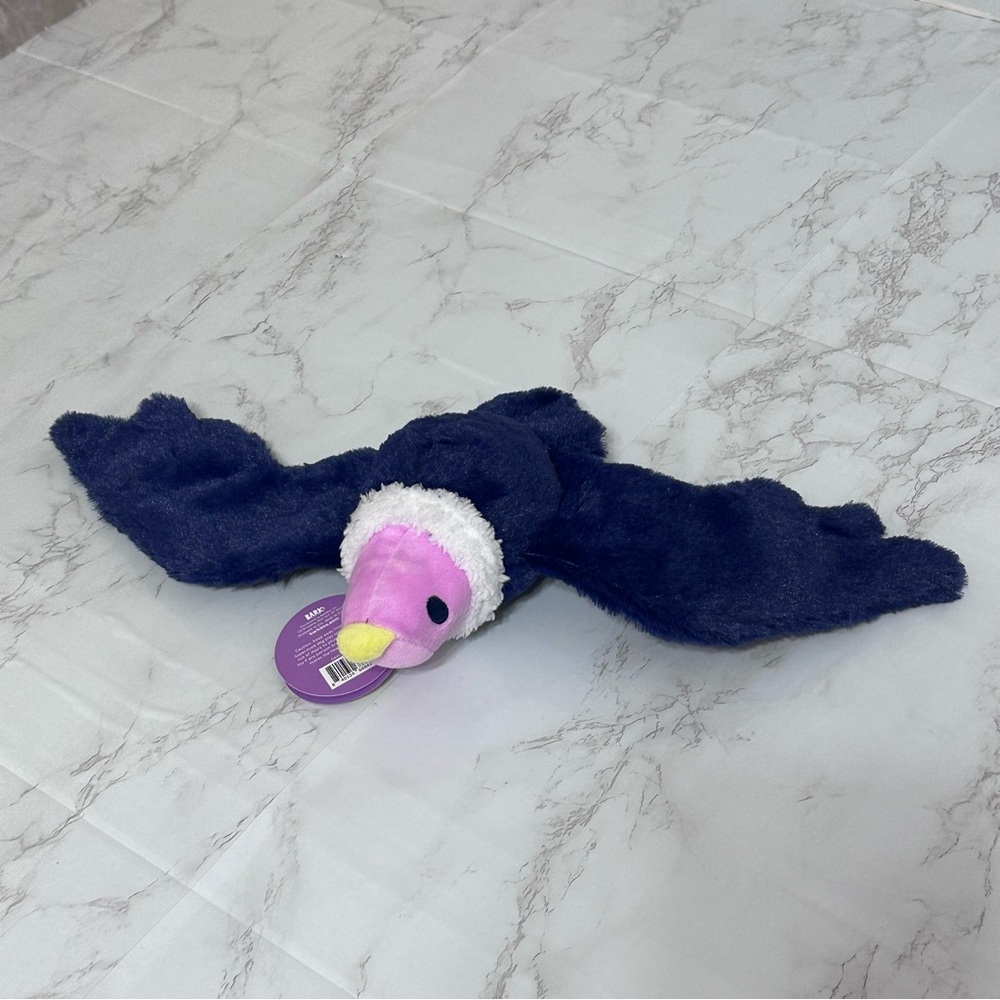 BARK Super Chewer Salvador Condor Crinkle Squeaker Plush Dog Toy - Picture 4 of 9